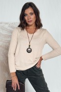 Sweter damski one size STYLORE z wisiorkiem cappuccino