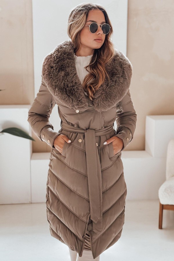Kurtka damska zimowa pikowana z futerkiem...