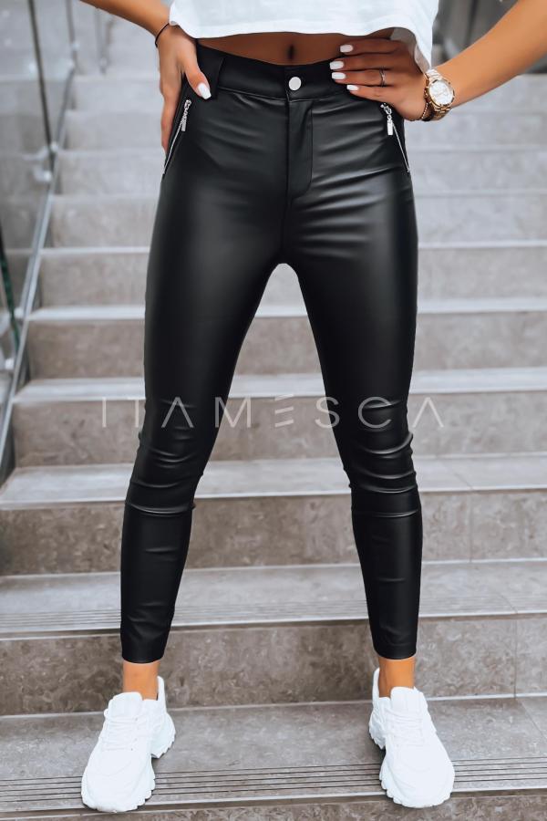 Czarne spodnie damskie z imitacją skóry CELESTIAL AURA