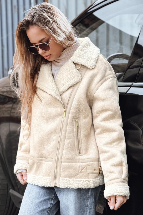 Kurtka ramoneska damska z kożuchem beżowa